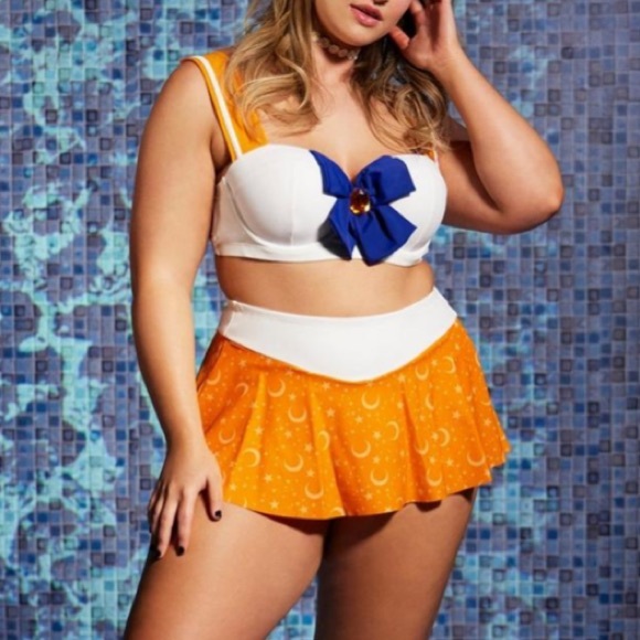 Sailor Moon Sailor Venus Cosplay Swim Top Plus Size Hot‎ Topic - Picture 1 of 9